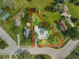 245 Darboy Road - Photo 4