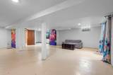 241 St Marys Boulevard - Photo 41
