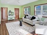 1564 Plummer Street - Photo 4