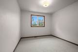 1582 Red Hawk Landing Trail - Photo 32