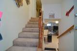 613 Victoria Court - Photo 15