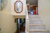 623 Victoria Court - Photo 2
