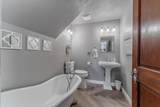 2210 Westwind Road - Photo 33