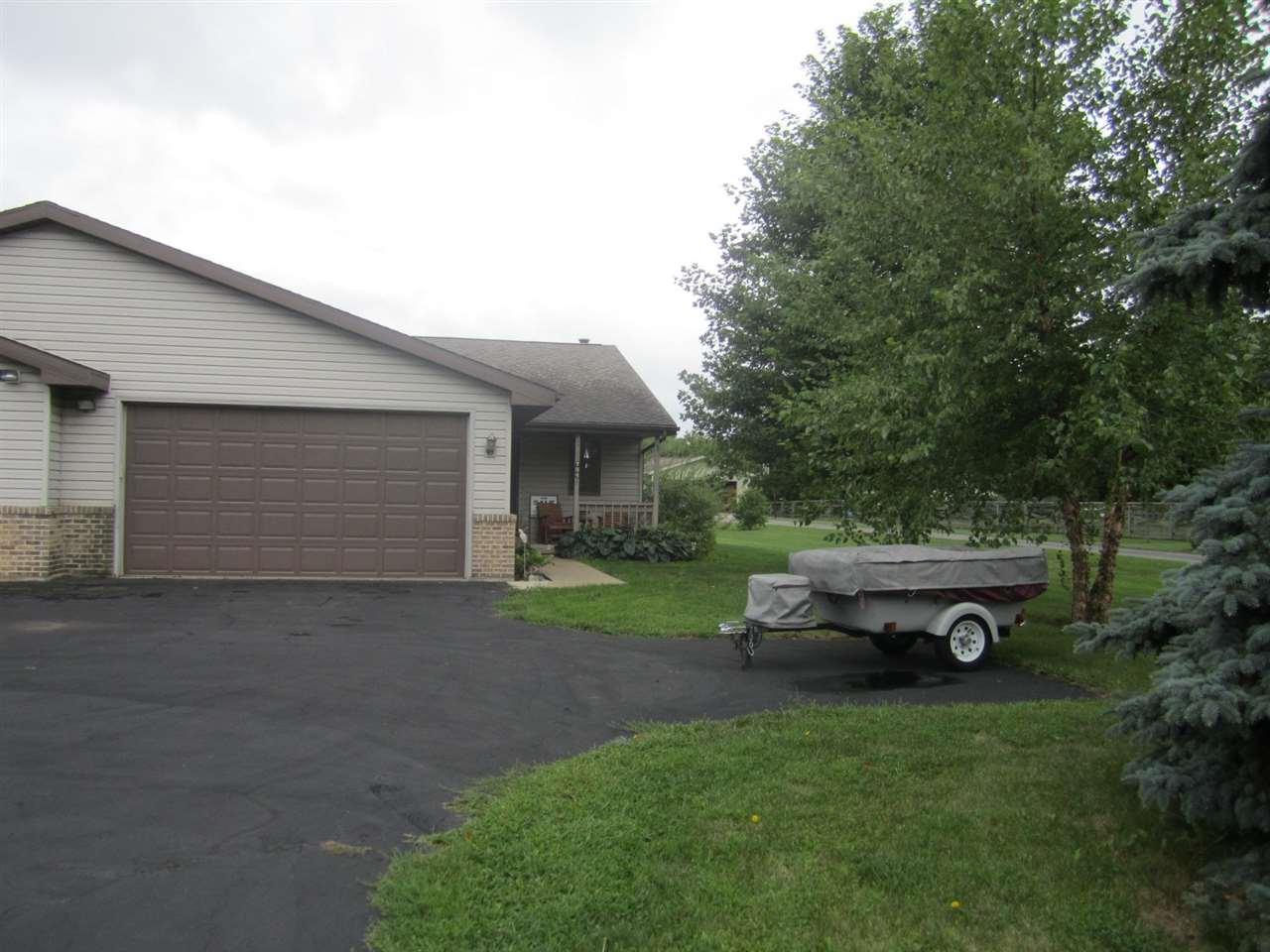 734 Grove Street - Photo 1