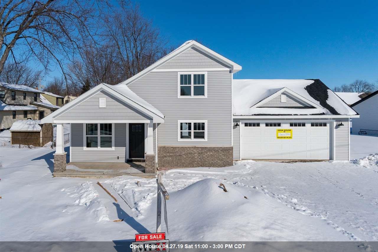 1114 Main Street - Photo 1