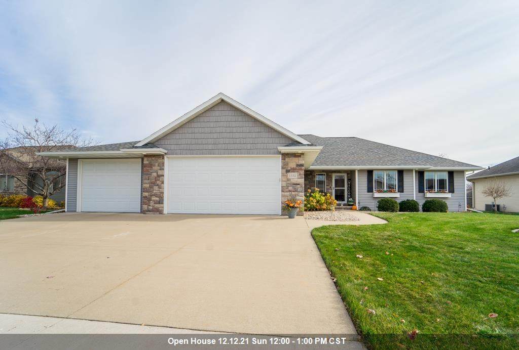 1532 Remington Road - Photo 1