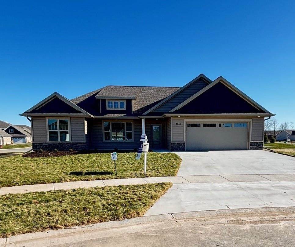 N9316 Gemstone Court - Photo 1