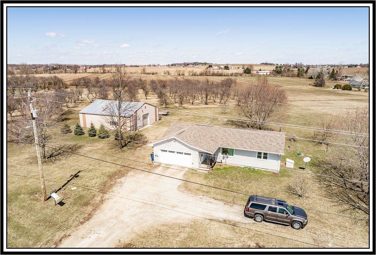 N2246 Greenville Drive - Photo 1