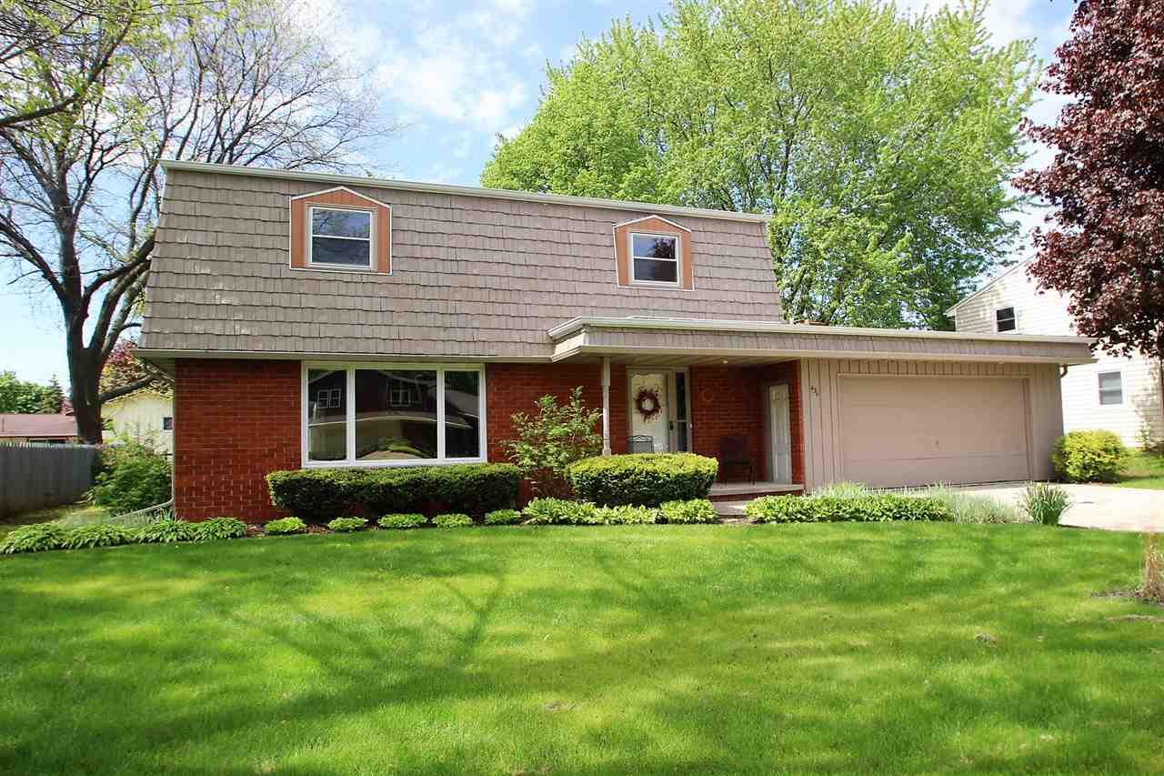 426 Custer Court - Photo 1