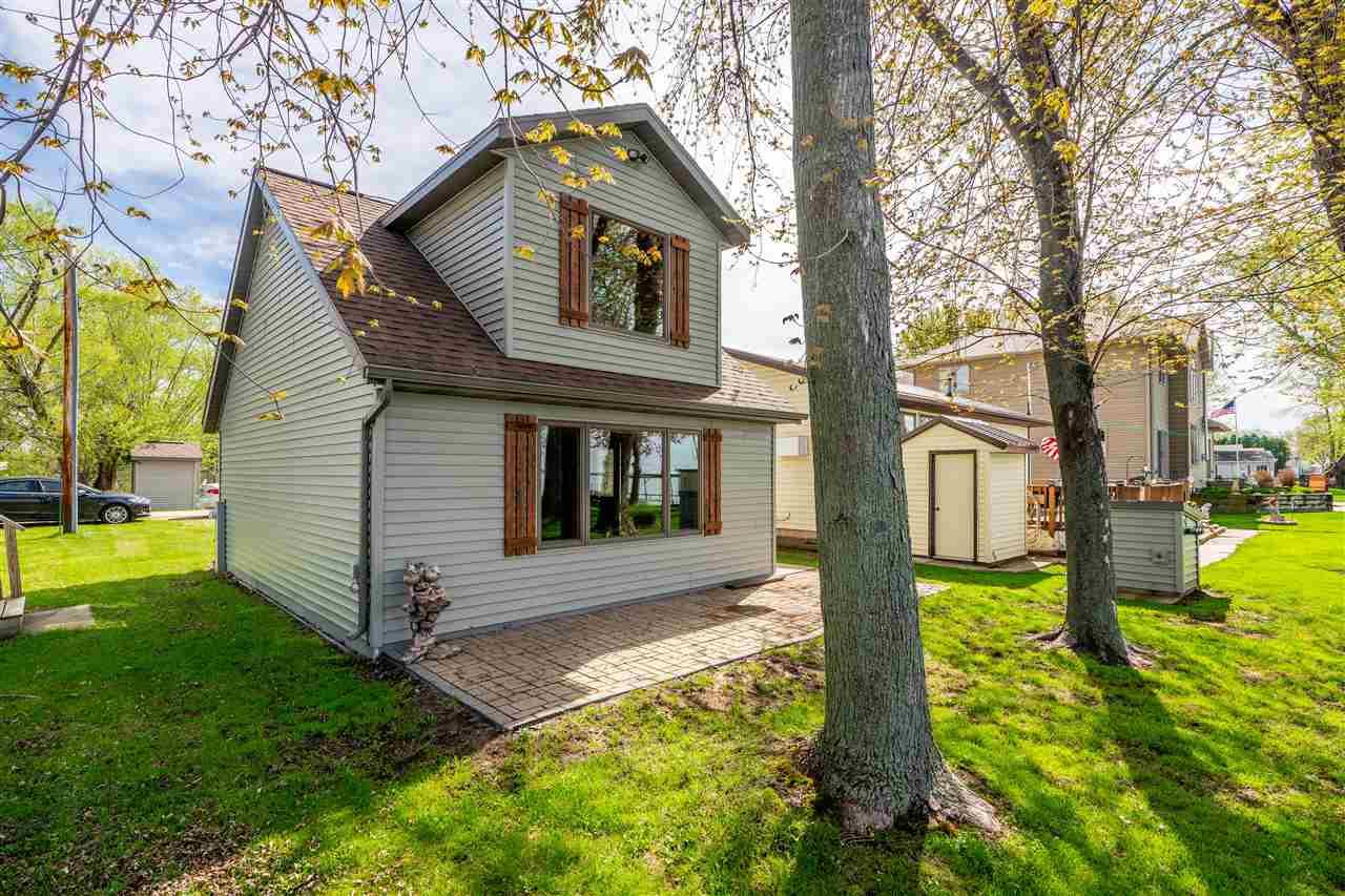 7427 Widgeon Lane - Photo 1