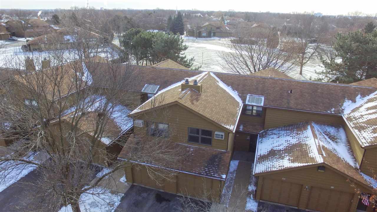 1140 Manor Drive - Photo 1