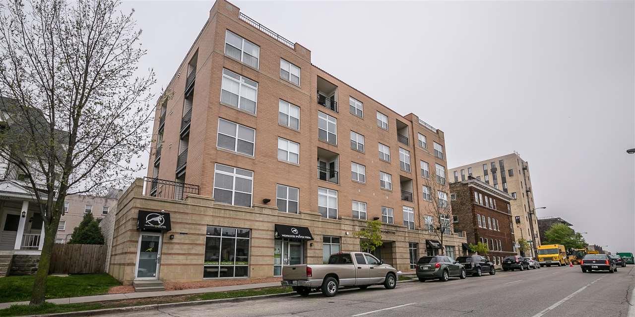 1920 Farwell Avenue - Photo 1