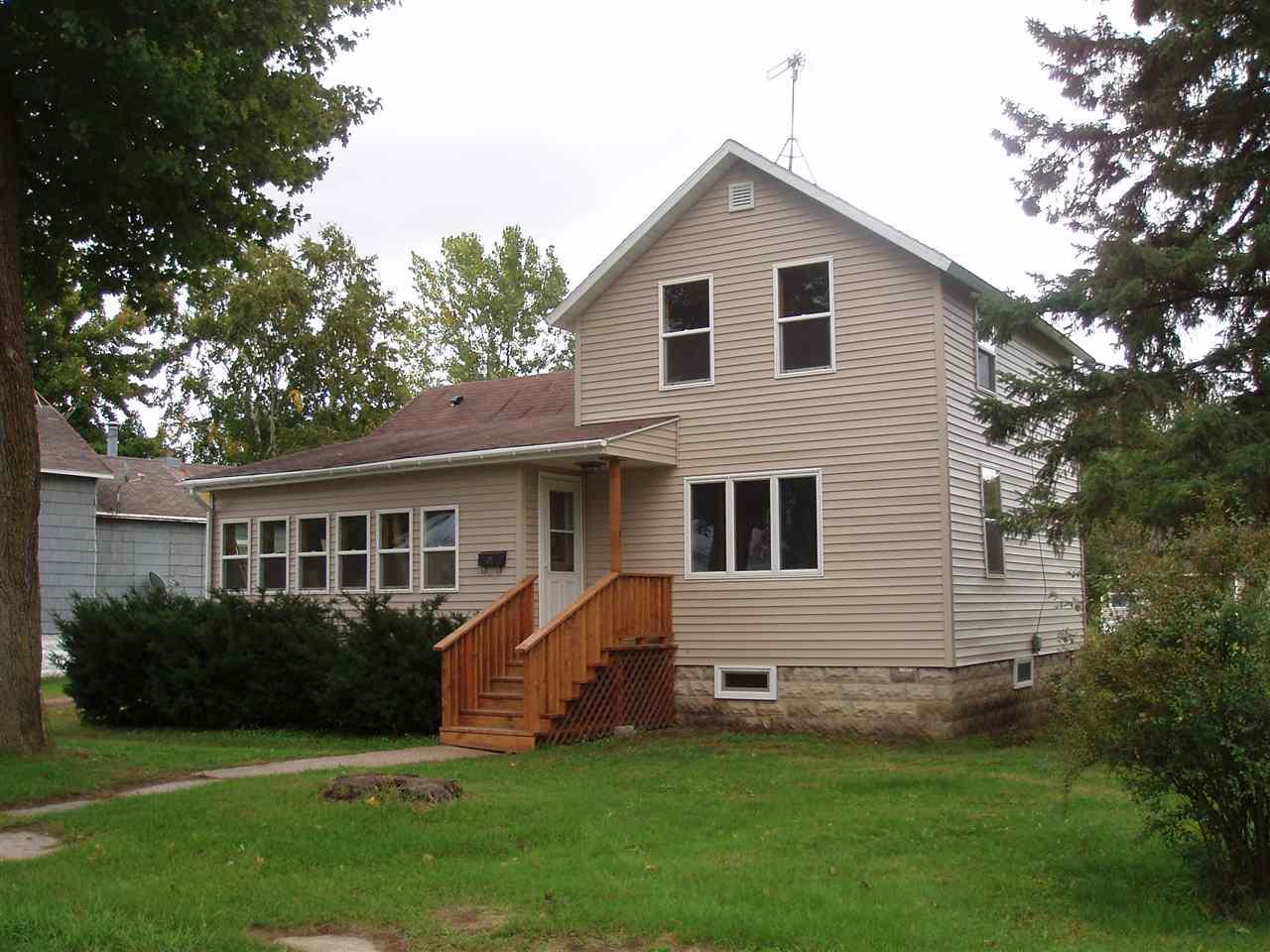 604 5TH Street - Photo 1