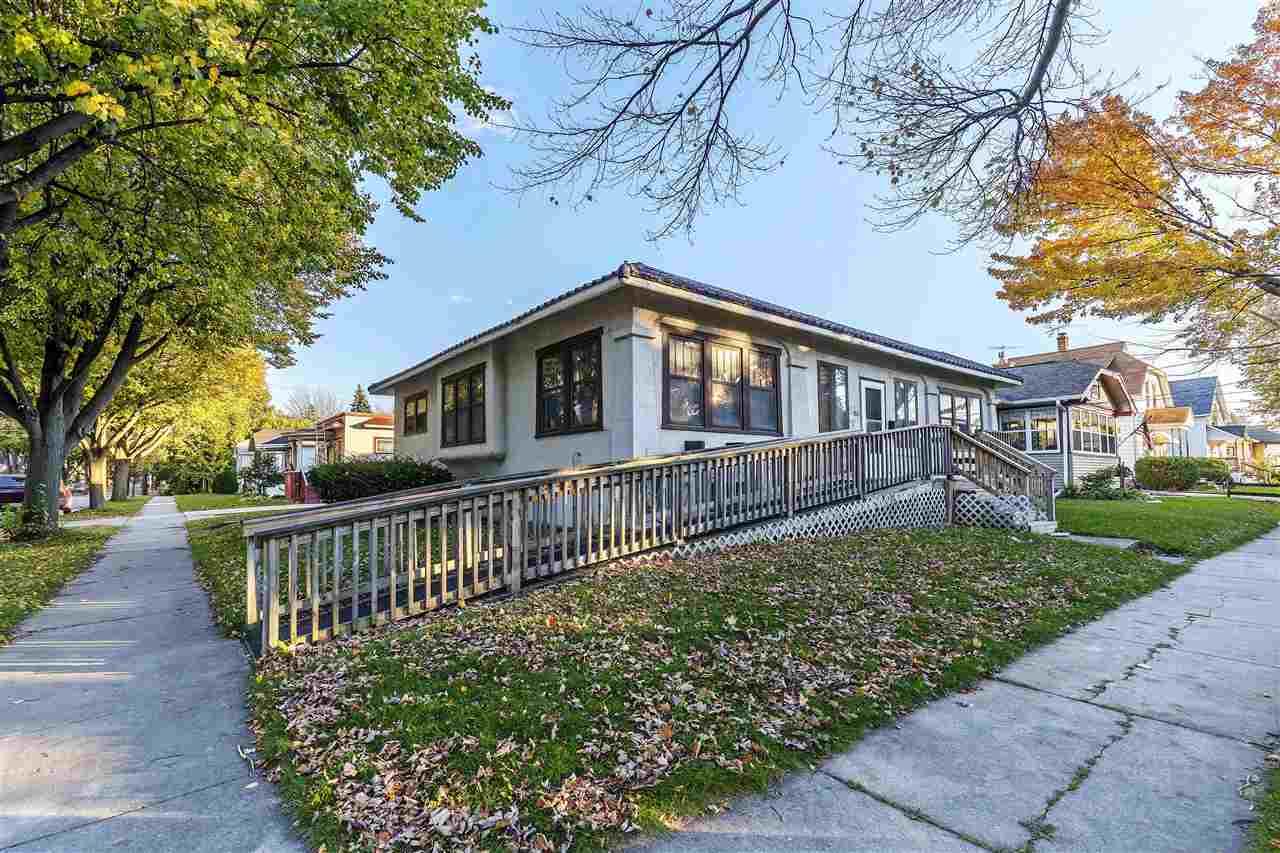 160 Woodlawn Avenue - Photo 1