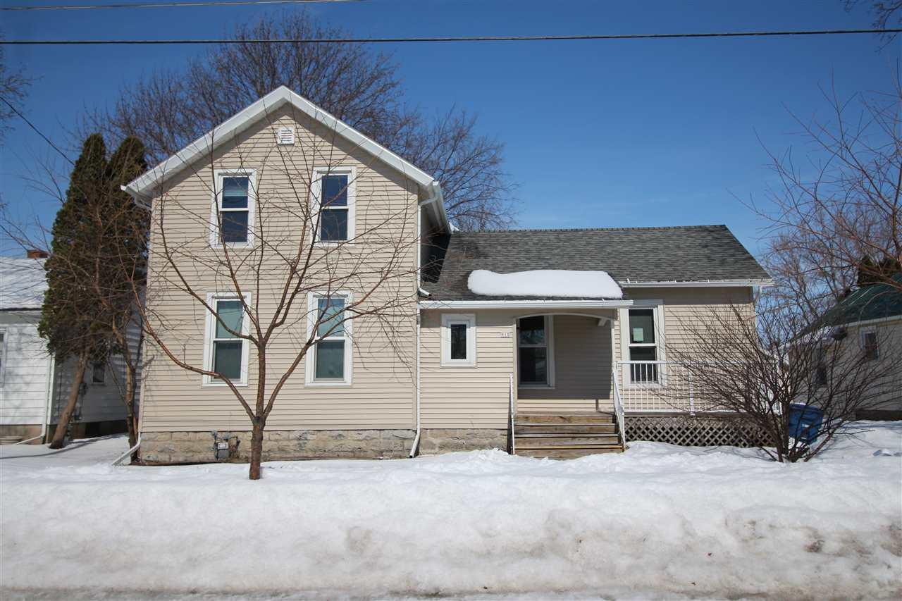 910 Waugoo Avenue - Photo 1