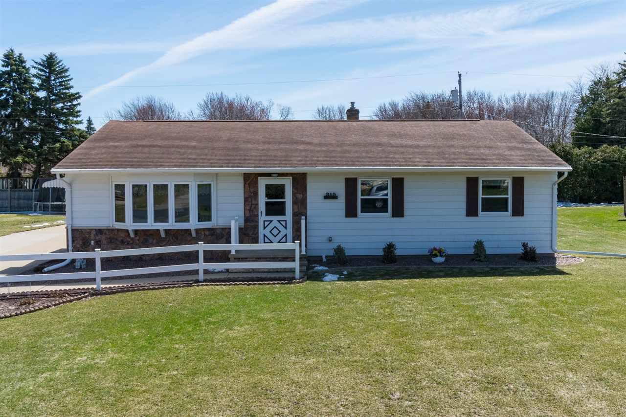 315 Sunset Avenue - Photo 1