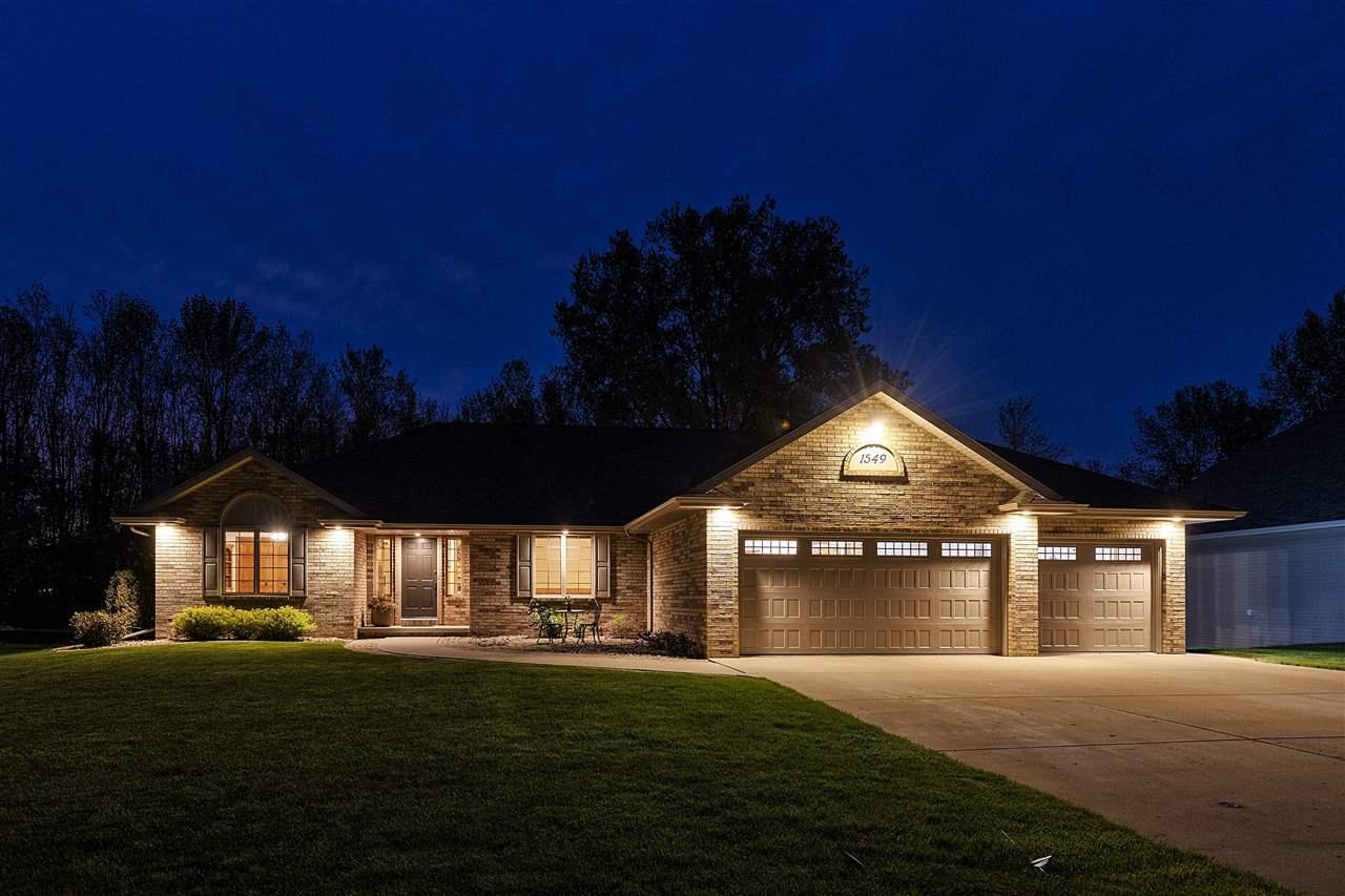 1549 Belle Plane Circle - Photo 1