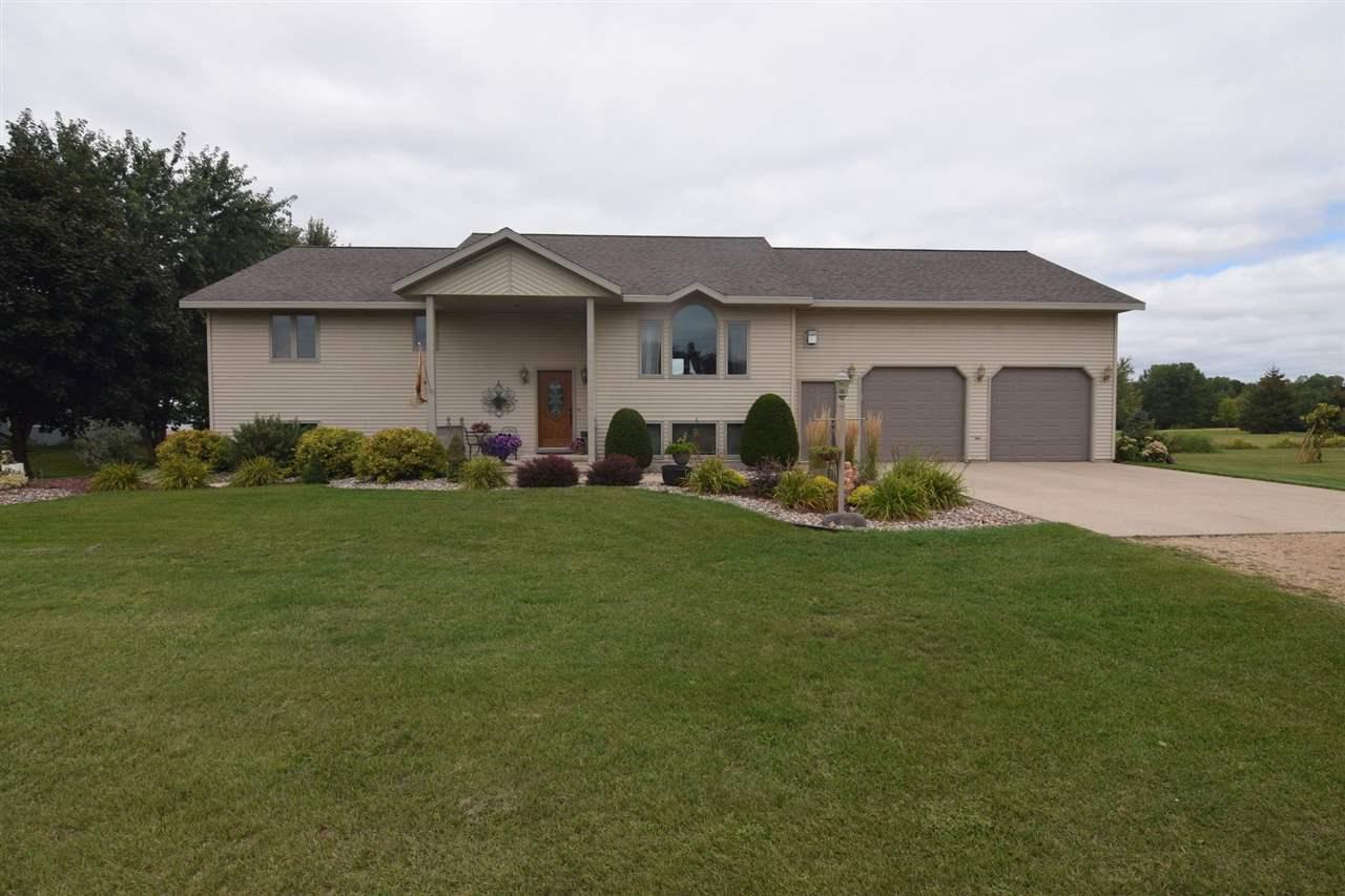 135 Hudson Road - Photo 1