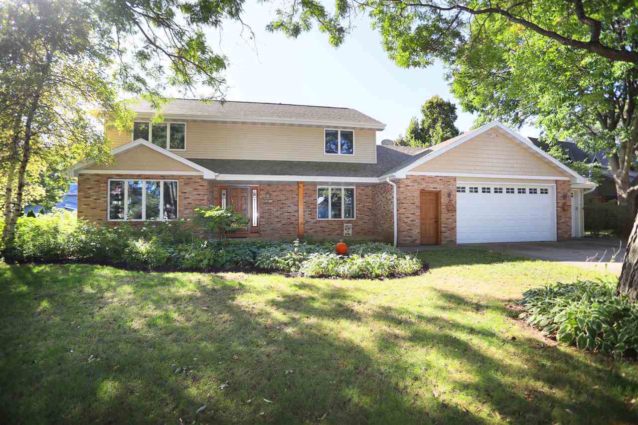 757 Yorkshire Road - Photo 1