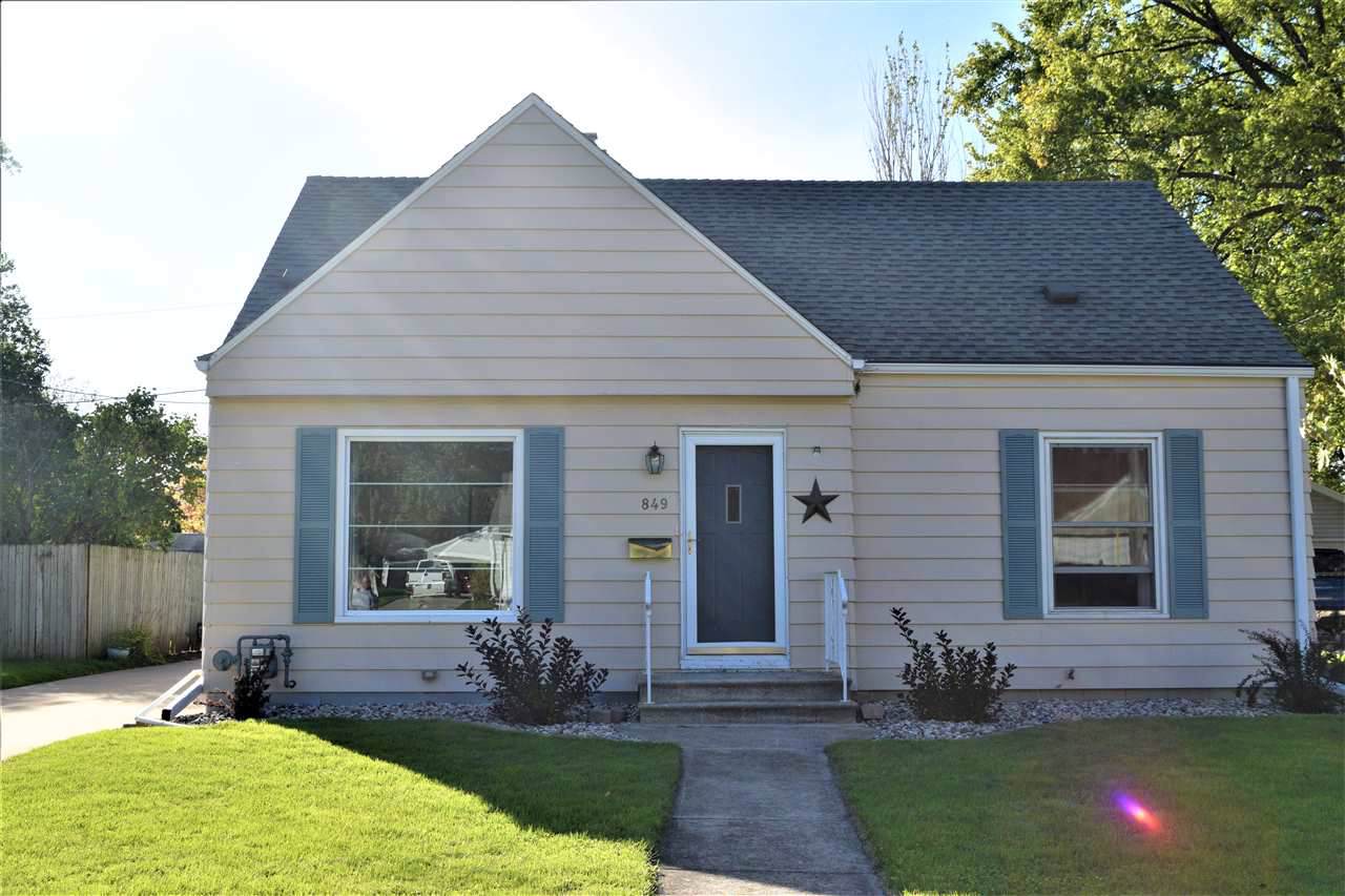 849 Zemlock Avenue - Photo 1