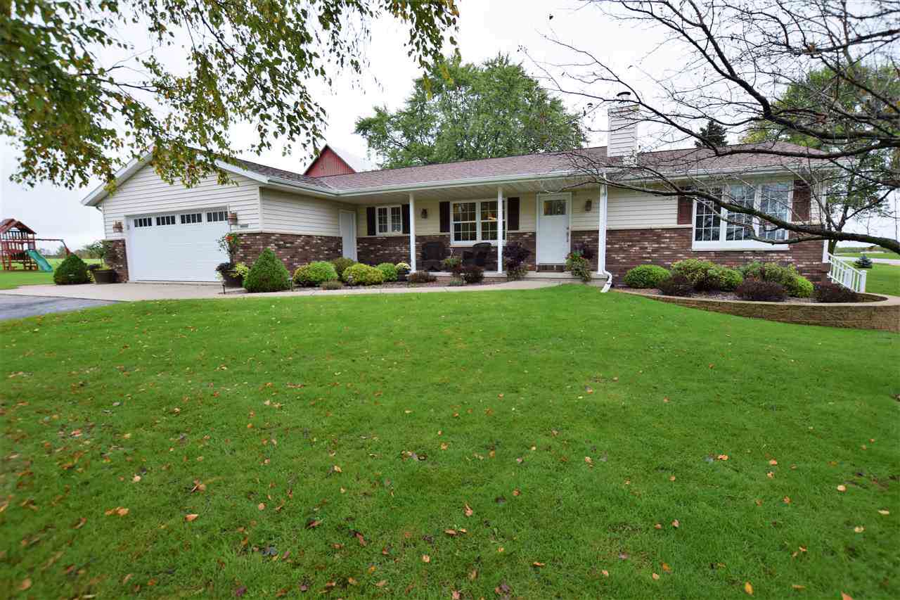N6430 Hillside Road - Photo 1