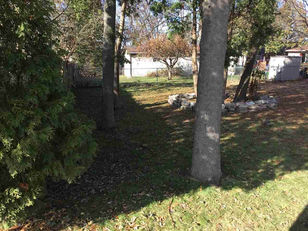 701 Oak Street - Photo 1