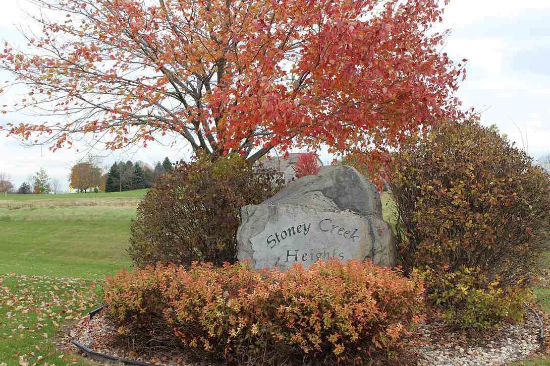 Stoney Creek Heights - Photo 1