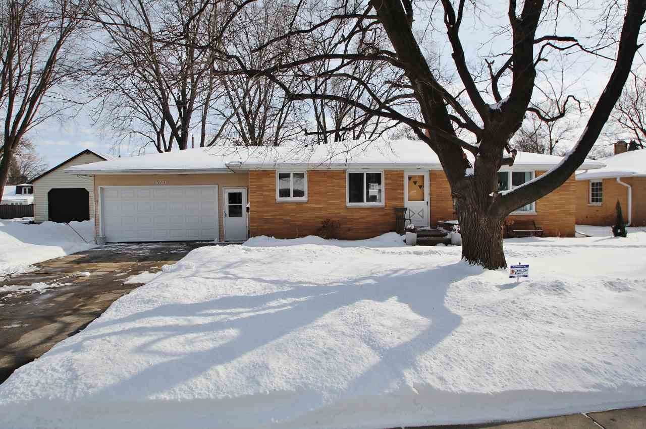 630 Clay Street - Photo 1