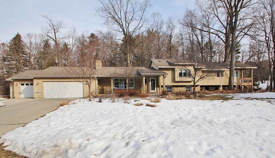 330 Swiss Hill Drive - Photo 1