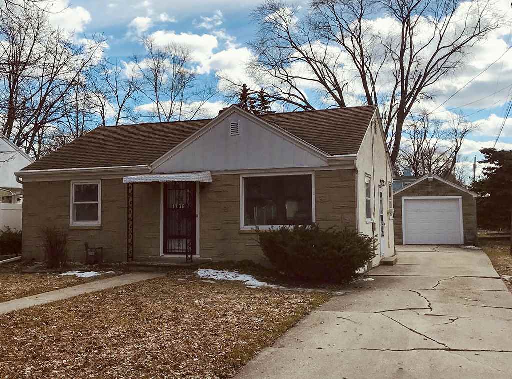 1738 Kimball Street - Photo 1