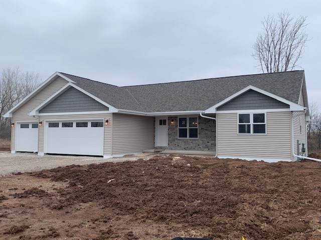 3024 Scarlet Oak Road - Photo 1