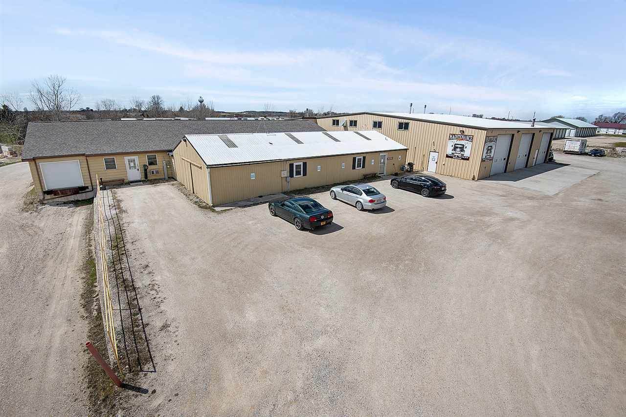 2401 Plymouth Street - Photo 1