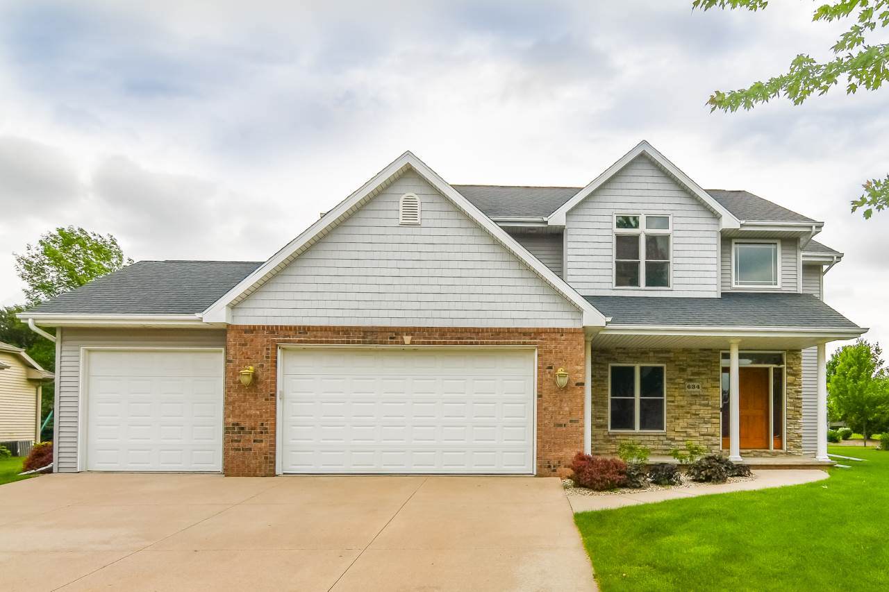 634 Roland Street - Photo 1