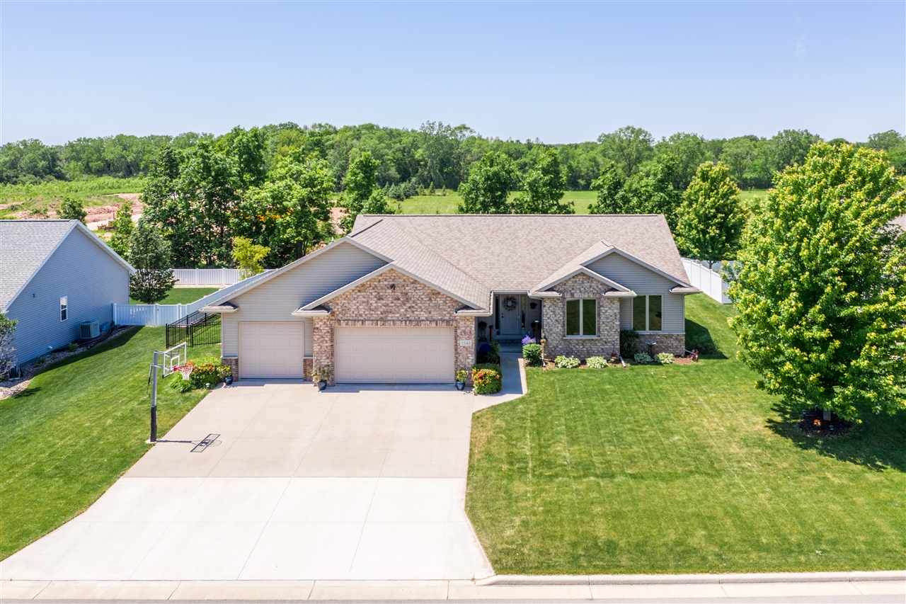 1543 Remington Road - Photo 1