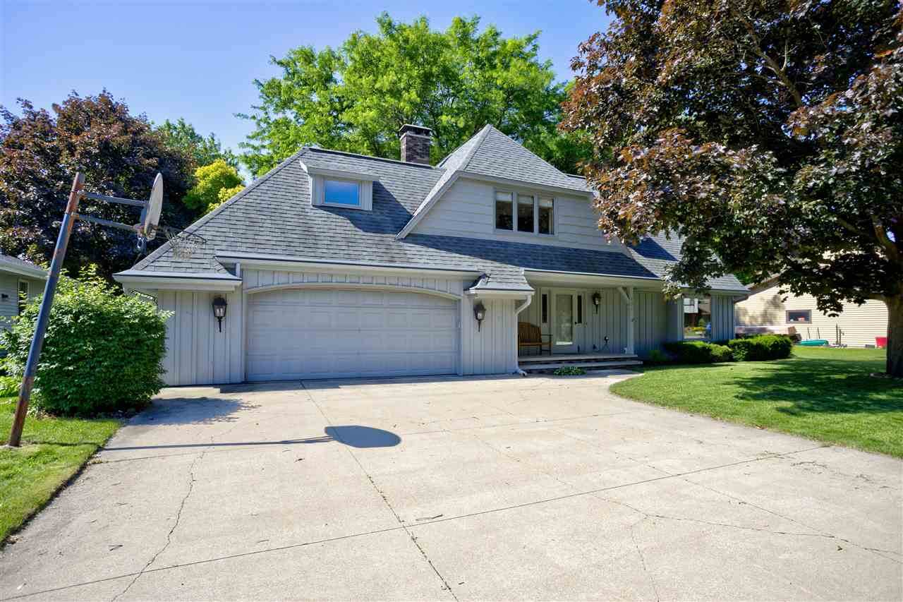 2325 Cortland Drive - Photo 1