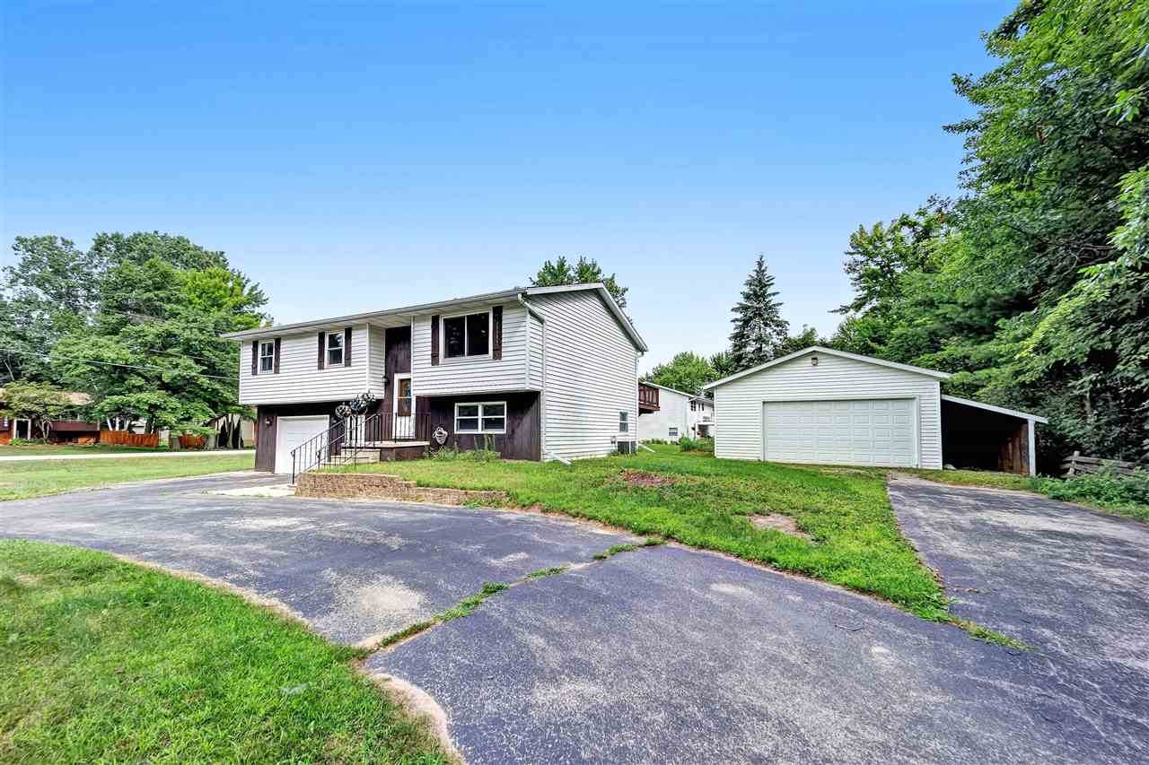 1540 Woodsdale Avenue - Photo 1