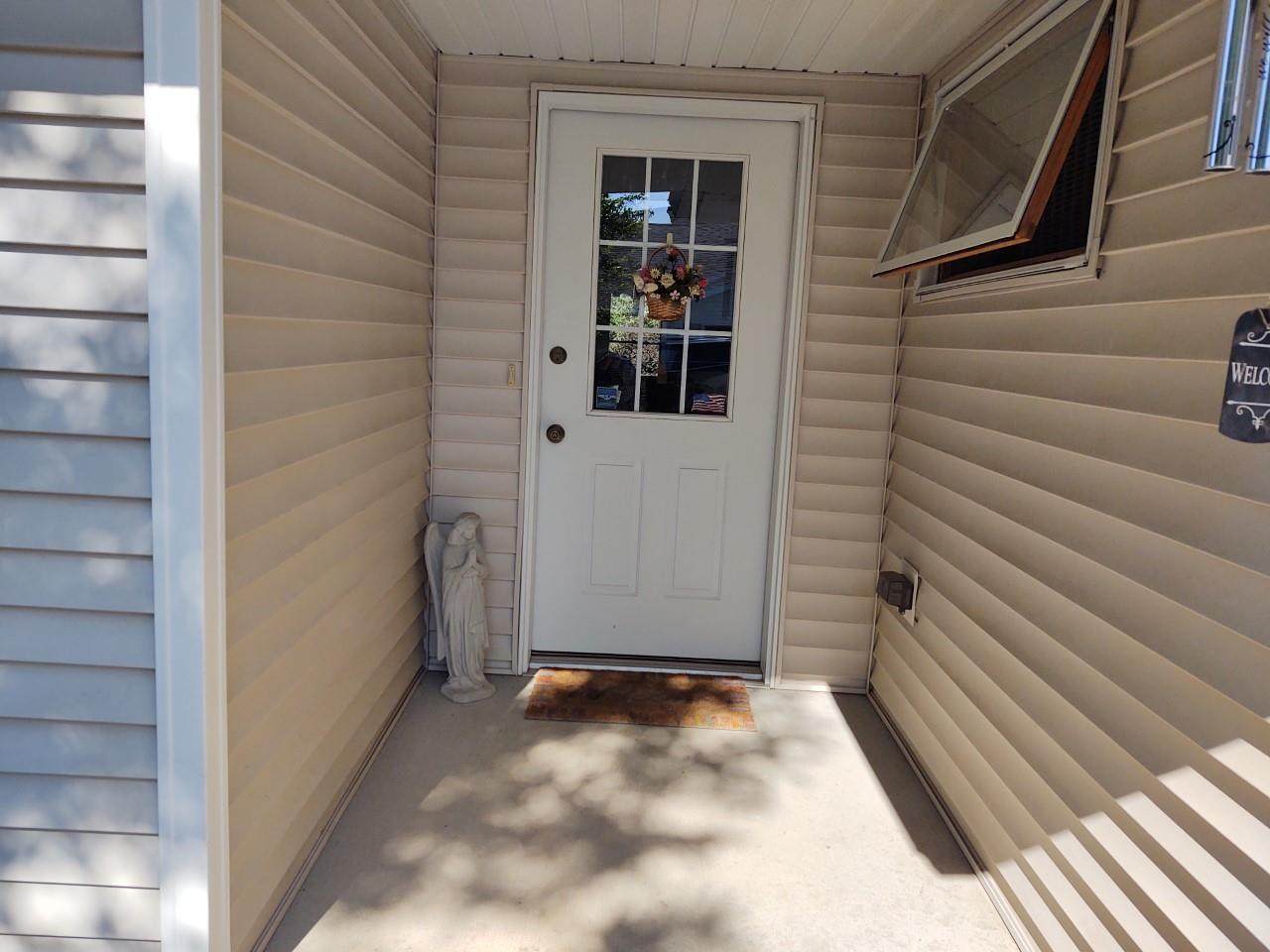 515 Packer Avenue - Photo 1