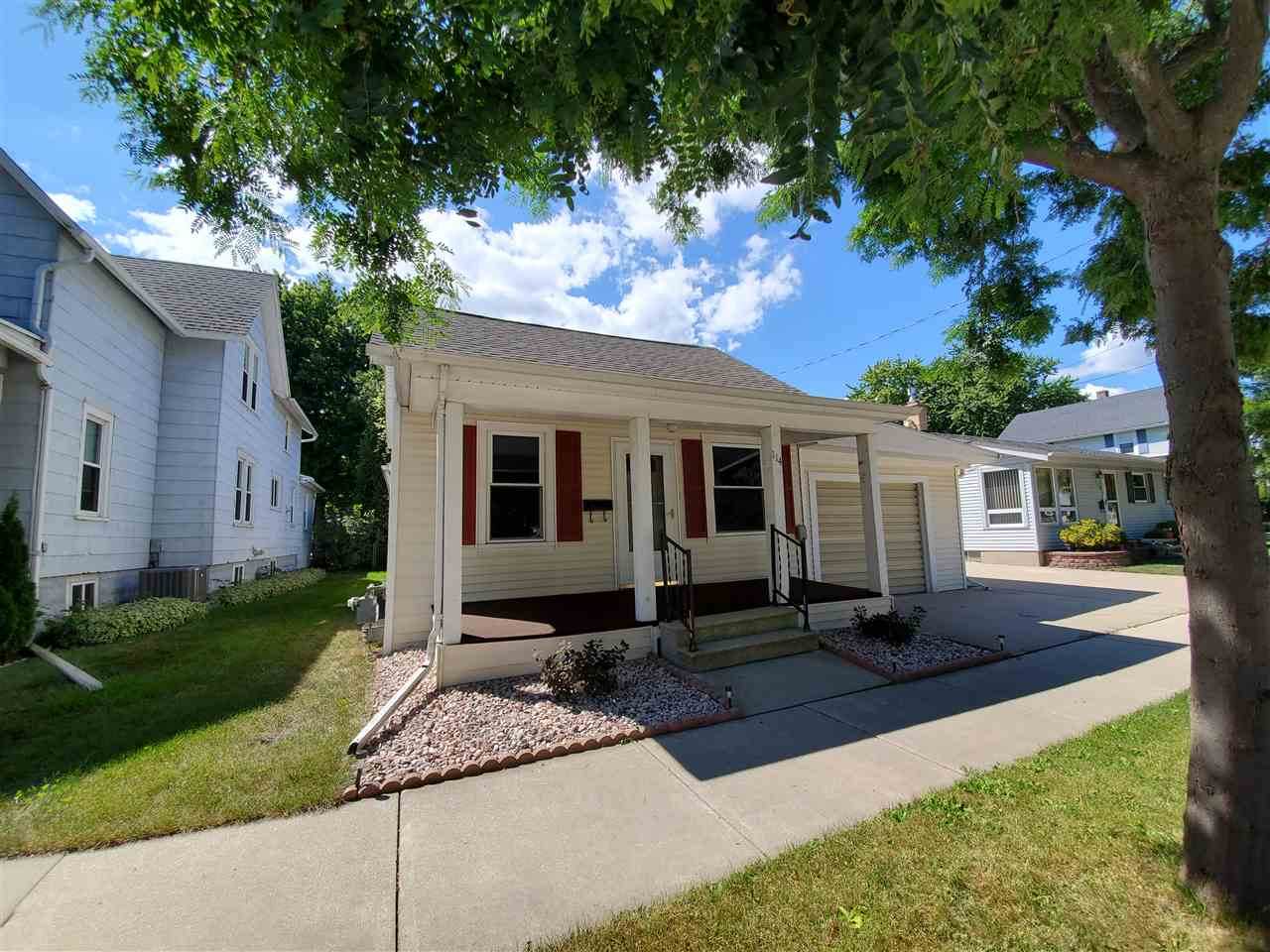 114 Lincoln Avenue - Photo 1