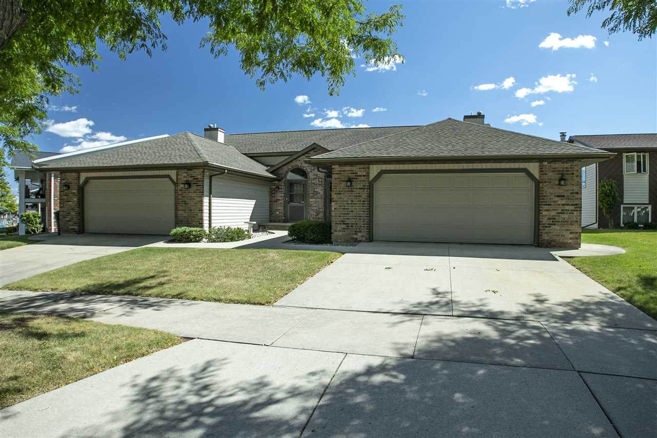 803 Ridgeview Drive - Photo 1