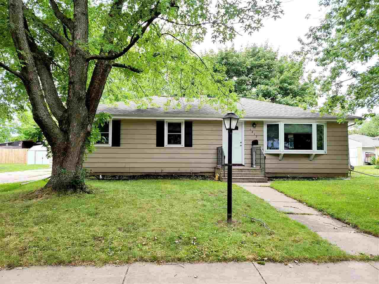 1417 Nicholas Street - Photo 1