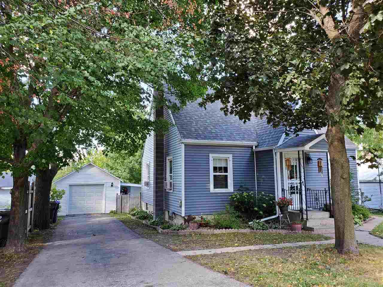 204 Sumner Street - Photo 1
