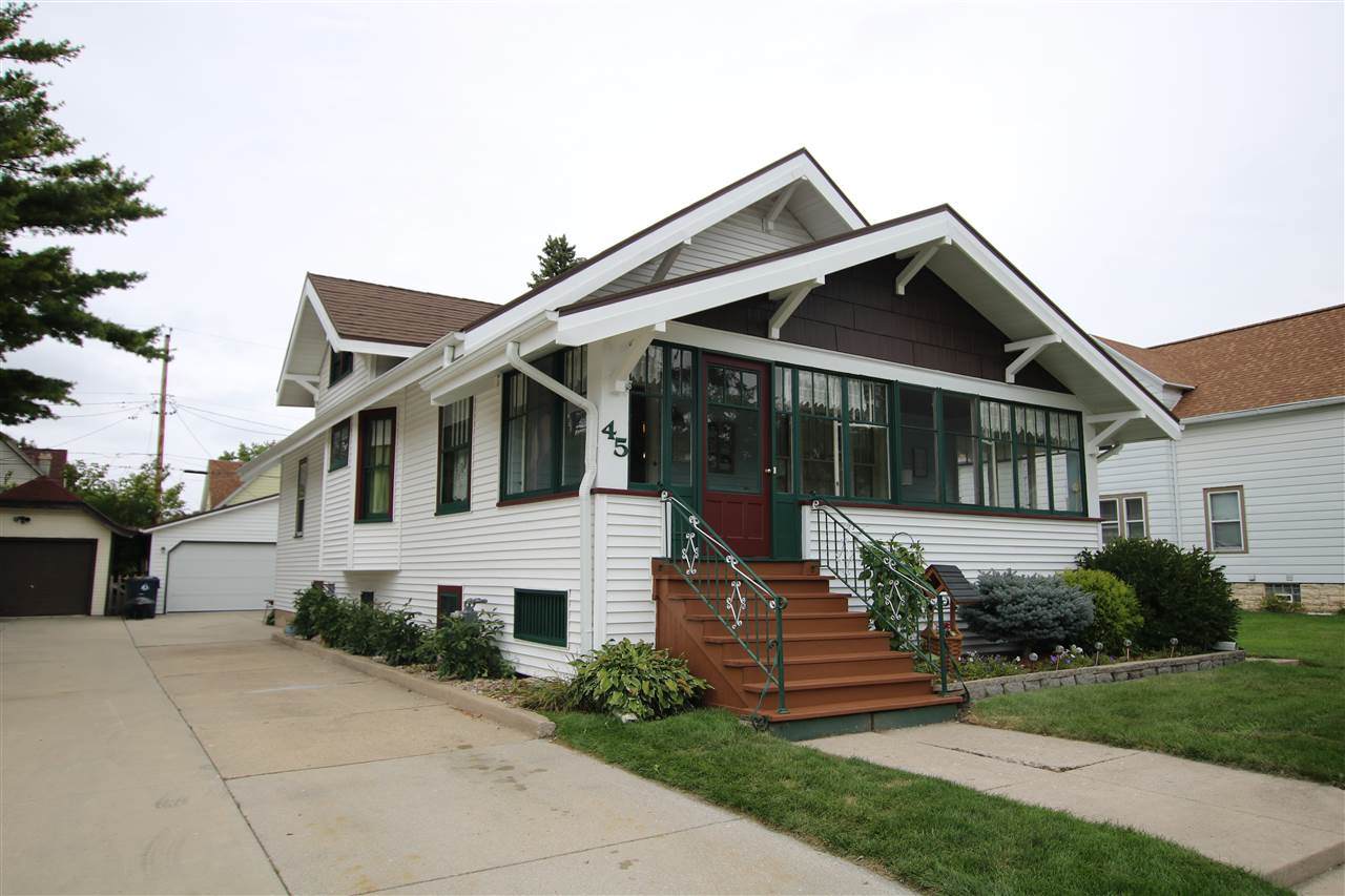 45 15TH Street - Photo 1