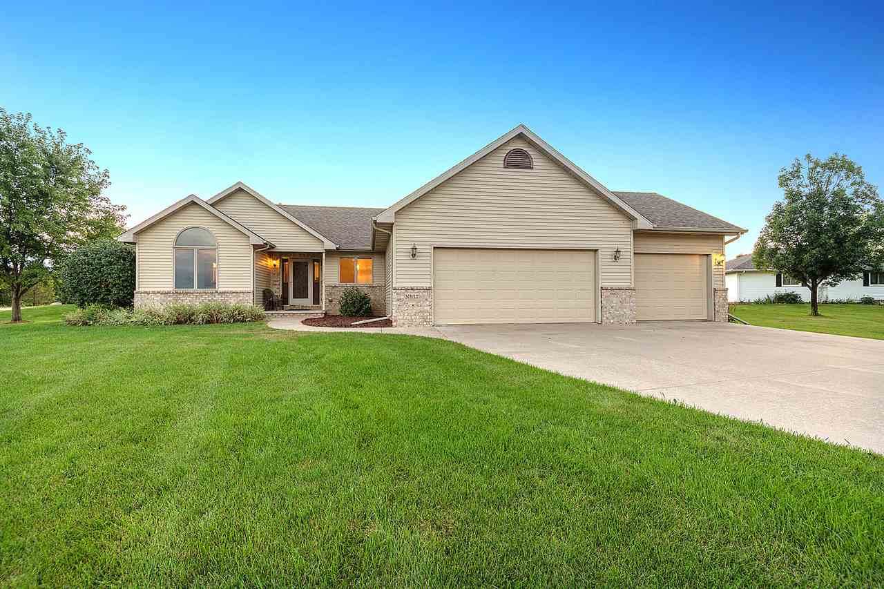 N917 Pebble Ridge Road - Photo 1