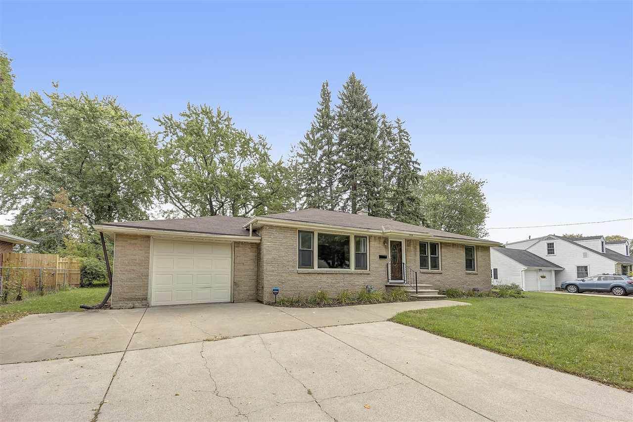 1421 Briquelet Street - Photo 1