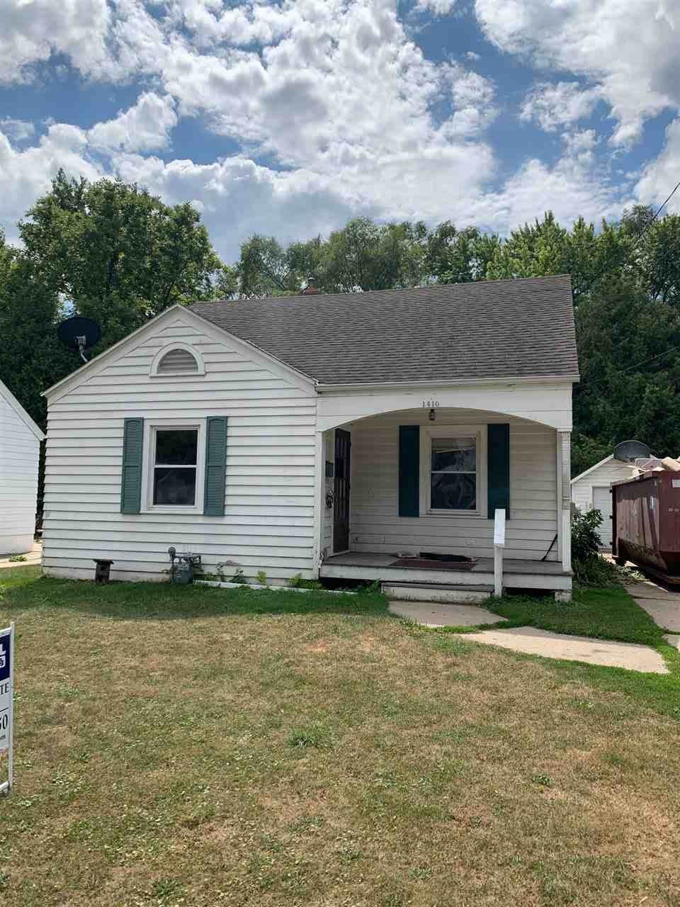 1410 Cass Street - Photo 1