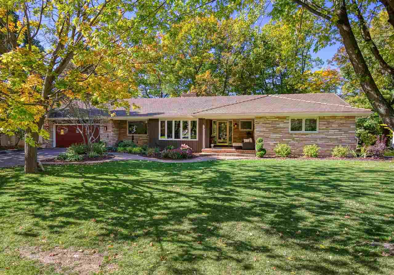 5 Briarcliff Court - Photo 1