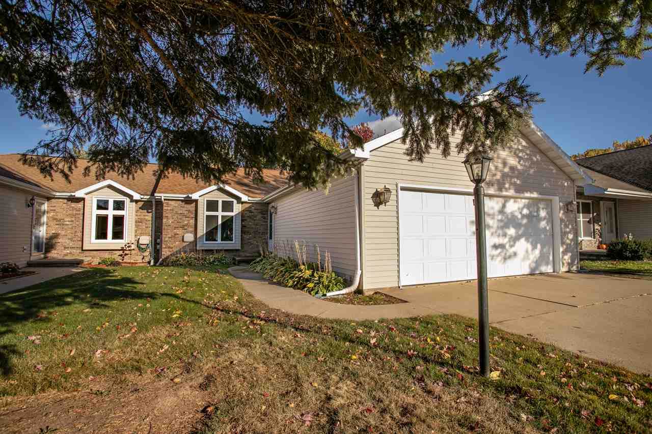 2340 Cloudview Drive - Photo 1