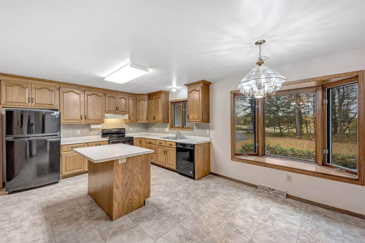 1735 Foster Drive - Photo 1