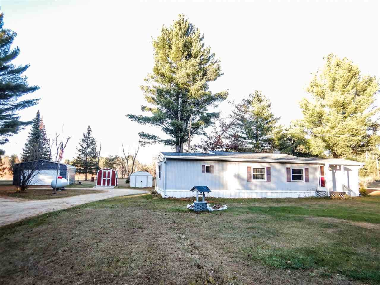 12128 Pineview Circle - Photo 1
