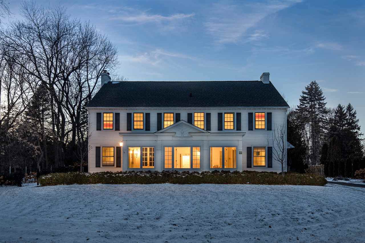 114 Lakeshore Avenue - Photo 1